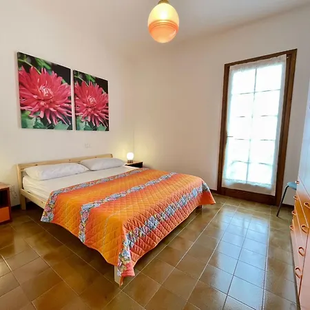 Relax In A Bright In A Quiet Village *